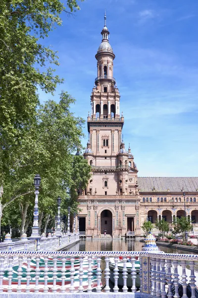 Torre da praça de Espana em Sevilha — Fotografia de Stock