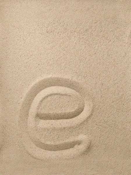 Letter e from sand — Stock Photo, Image