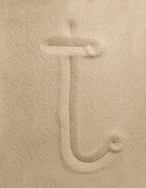 Buchstabe t aus Sand — Stockfoto