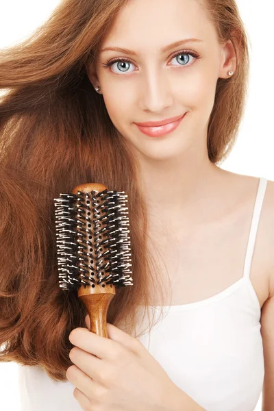 Retrato de uma jovem com belo cabelo — Fotografia de Stock