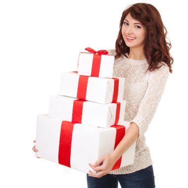 Gelukkige vrouw met geschenkdozenhediye kutuları ile mutlu bir kadın