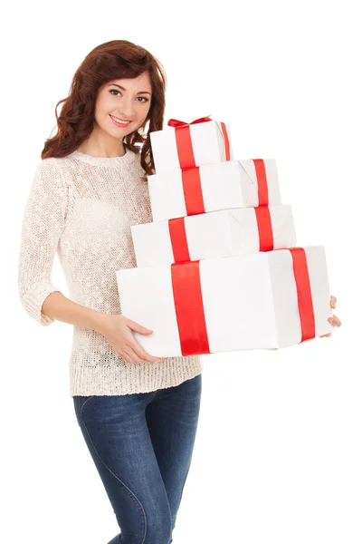 Gelukkige vrouw met geschenkdozenhediye kutuları ile mutlu bir kadın — Stok fotoğraf