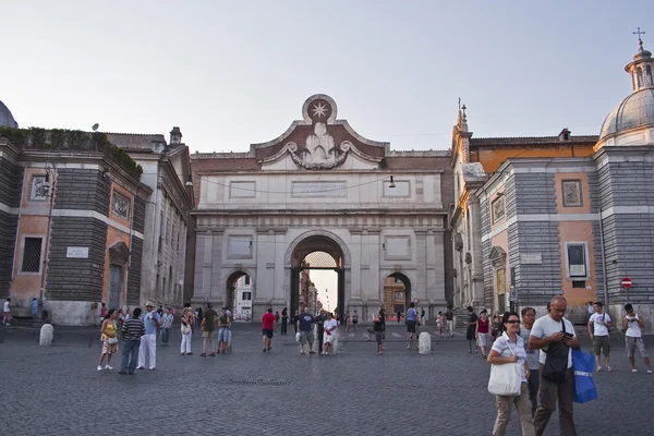 Piazza del Popolo v Římě — Stock fotografie