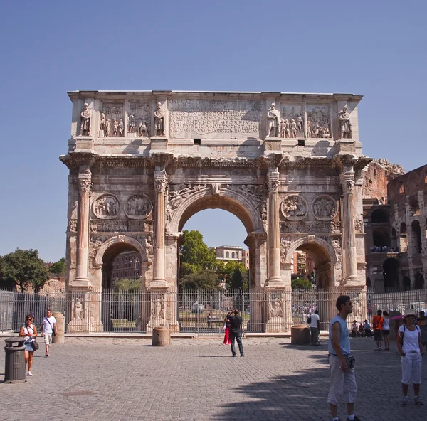 Триумфальная арка Константино — стоковое фото