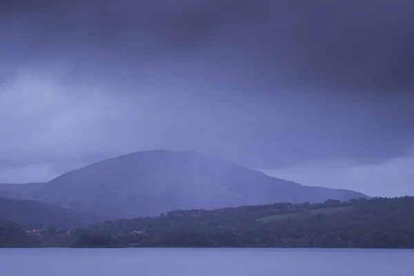 Nuvole di pioggia nel parco nazionale — Foto Stock