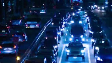 Tokyo 'daki şehir caddesindeki trafik sıkışıklığını gösteren bir zaman çizelgesi