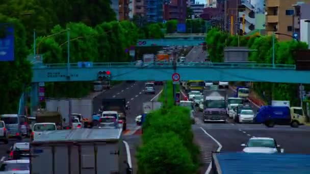 도쿄 의 Kanpachi 거리에 있는 자동차 도로의 시간 축 축소 낮에 긴 샷 확대 — 비디오
