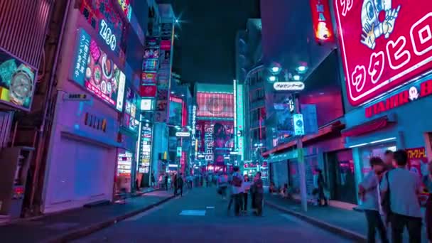 ช่วงเวลากลางคืนของถนนนีออนที่ใจกลางเมืองในชิบุยะโตเกียวซูม — วีดีโอสต็อก