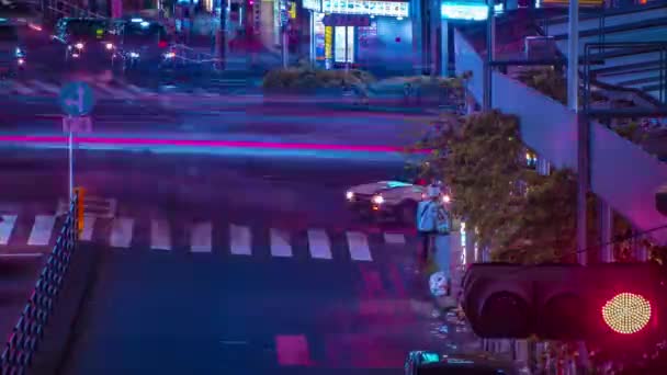 Нічний таймелапсис неонової вулиці в Шіндзюку Токіо під високим кутом. — стокове відео