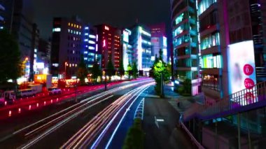 Shinjuku Tokyo 'nun neon kasabasındaki sokağın zaman çizelgesi.