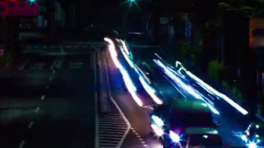 Tokyo 'daki OUME Bulvarı' ndaki şehir merkezinin zaman çizelgesi.