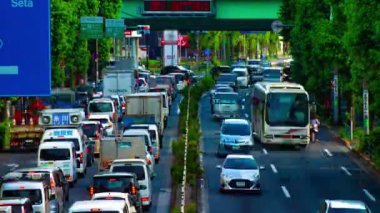 Tokyo gündüz uzun atış Kanpachi caddesinde şehir caddesi bir timelapse