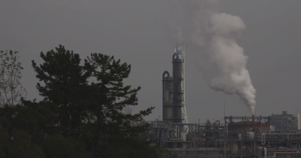 Fabrik im Industriegebiet in Yokkaichi Mie japan — Stockvideo