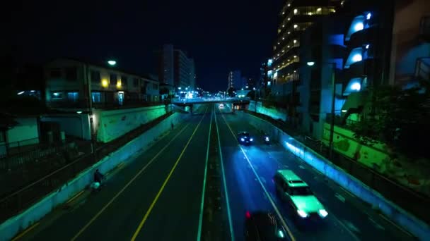 东京市中心大街上的交通堵塞经过了一个夜晚，枪击案急剧增加 — 图库视频影像