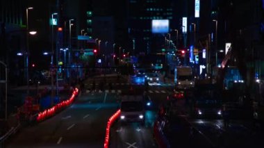 İş kasabasında gece atlamalı şehir caddesi. Shinjuku-ward Shinjuku Tokyo Japonya 01.22.2019 : Tokyo'da bir şehir konumudur. kamera : Canon Eos 5d mark4