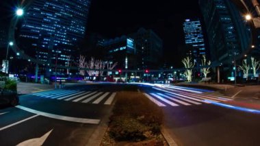 İş kasabasında gece atlamalı şehir caddesi. Shinjuku-ward Shinjuku Tokyo Japonya 01.22.2019 : Tokyo'da bir şehir konumudur. kamera : Canon Eos 5d mark4