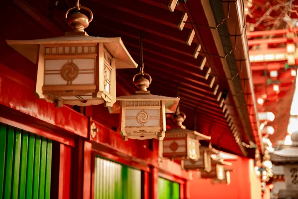 Фонарь Традиционном Японском Храме Chiyoda Района Токио Япония 2019 Японский — стоковое фото