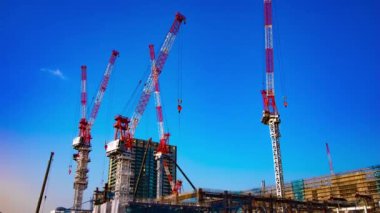 Yapım aşamasında geniş atış ta hareketli vinçler bir zaman atlamalı. Kouto district Ariake Tokyo Japan - 02.18.2019 kamera : Canon Eos 5d mark4