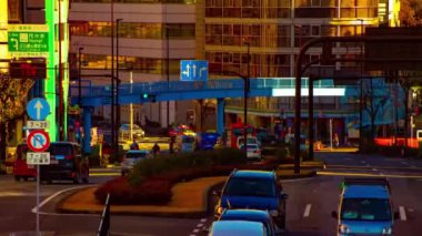 Şehir merkezinde gündüz geniş çekim de şehir sokak bir timelapse. Shibuya-ku Tokyo Japan - 02.04.2019 kamera : Canon Eos 5d mark4