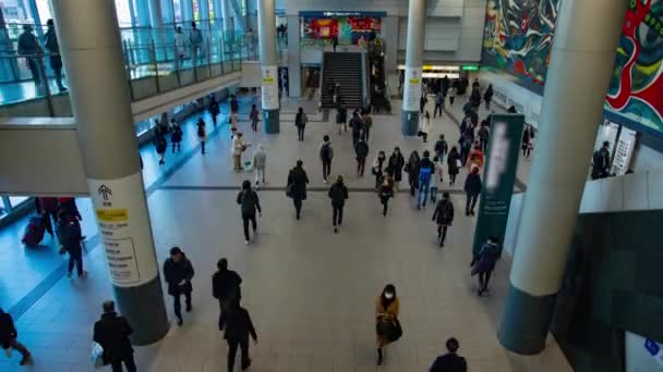 Caminar Gente Camino Estación Durante Día Tilt Timelapse Shibuya Tokio — Vídeo de stock