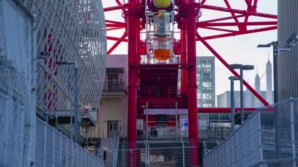 Time Lapse Ferris Wheel Atrás Céu Azul Parque Diversões Koutou — Vídeo de Stock