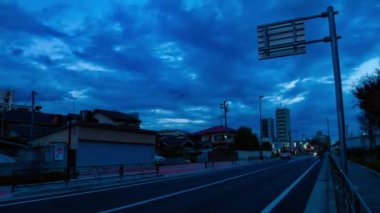 Şehir merkezinde sokak vasıl günbatımı zaman atlamalı. Nerima-ku Tokyo Japonya - 12.05.2018: Bu s bir zaman atlamalı film Tokyo şehir merkezi konumda. fotoğraf makinesi: Canon Eos 5d mark4