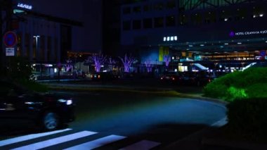 Gece zaman atlamalı Kyoto tower şehir arkasında. Kyoto-shi Kyoto Japonya - 11.29.2018: Bu s Kyoto şehir merkezinde. fotoğraf makinesi: Canon Eos 5d mark4