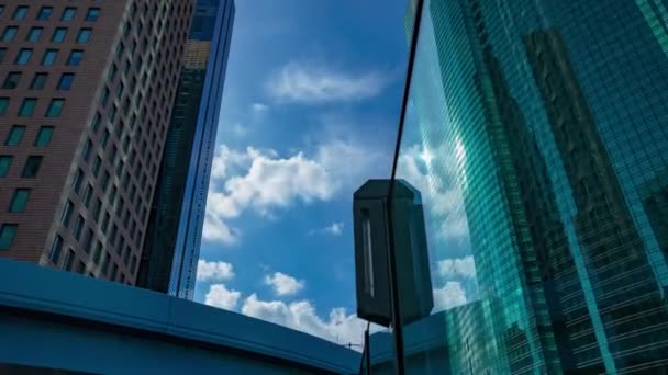 Timelapse Cloud Reflecting Building Business Town Wide Shot Zoom High — Video