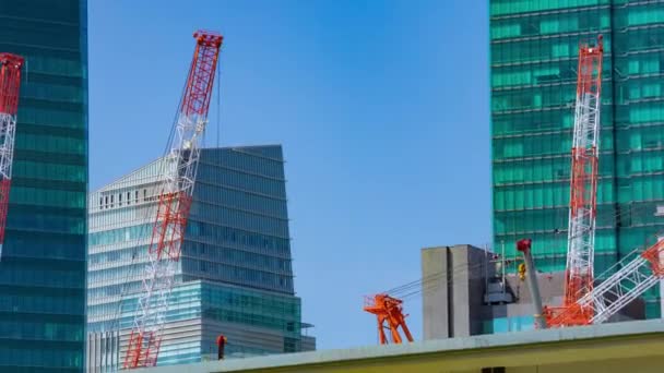 Timelapse Crane Construction Tokyo Long Shot Zoom High Quality Footage — Stock videók