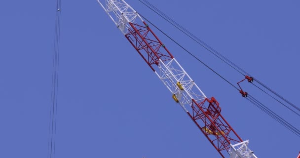 Moving Cranes Construction Daytime Long Shot High Quality Footage Minato — 图库视频影像