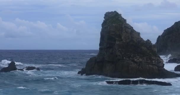 Hard Waves Coast Amami Oshima Kagoshima Japan 2018 Camera Canon — Vídeo de Stock