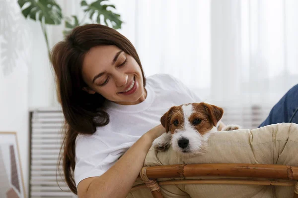 Portrait Young Beautiful Woman Papasan Chair Her Adorable Wire Haired — Fotografia de Stock