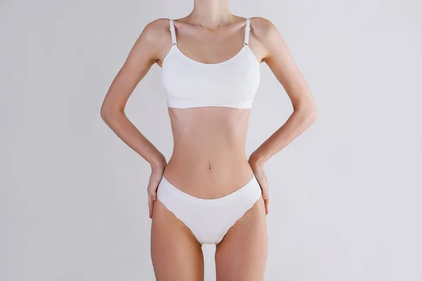 Close Shot Unrecognizable Fit Woman Lingerie Isolated White Background Torso — Foto de Stock