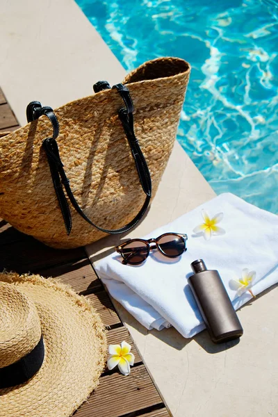 Swimming Pool Essentials Concept Beach Bag Items Safe Sunbathing Deck — 图库照片