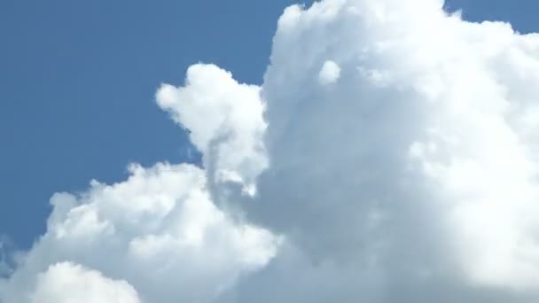 Dynamische Wolken — Stockvideo