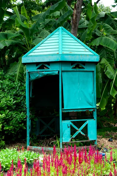 Guardhouse in park — Stock Photo, Image