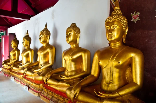 Lo status di Buddha — Foto Stock