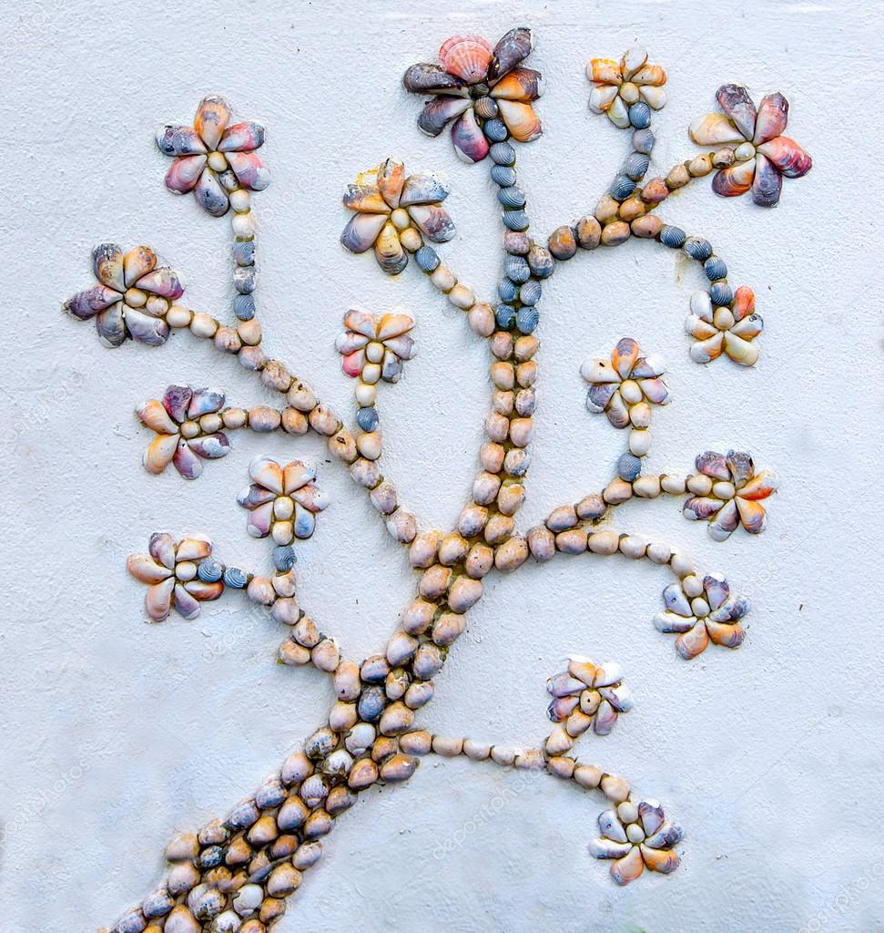 Design shell of tree and flower