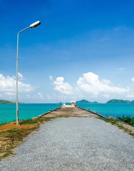 海上的旧木制码头 — 图库照片