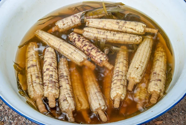 Gekookte maïs Thaise stijl — Stockfoto