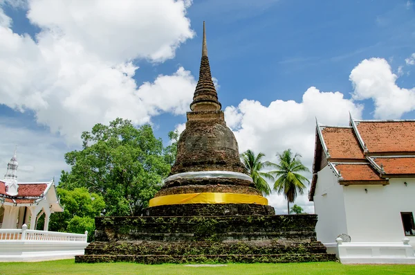 Antigua pagoda en sukhothai histórico en la provincia de sukhothai, Tailandés — Foto de Stock