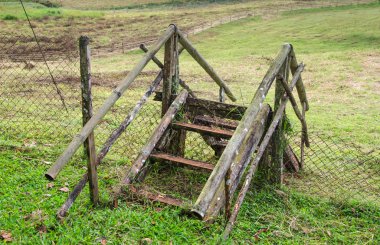 çiftlik eski ahşap merdiven