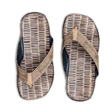 sandal bambu beyaz zemin üzerine izole bir çift