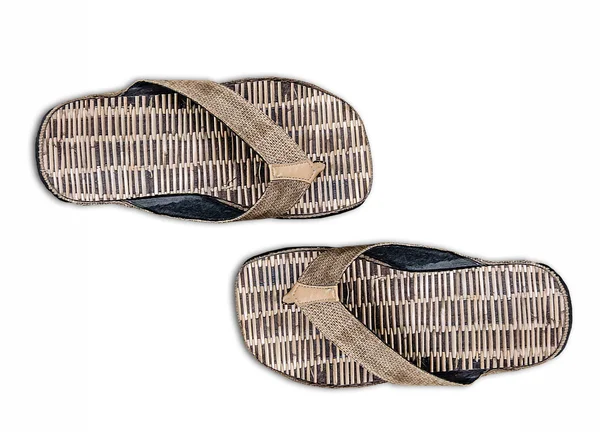 Ett par av sandal bambu isolerad på vit bakgrund — Stockfoto