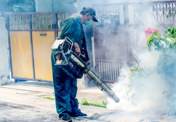 Laksi, bangkok, thailand - 11. März: der unbekannte Offizier ist — Stockfoto