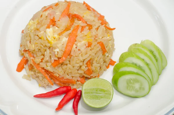 Fried rice with chicken — Stock Photo, Image