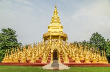watpasawangboon Tapınağı, en büyük 500 pagodadan, golden pagoda, saraburi,