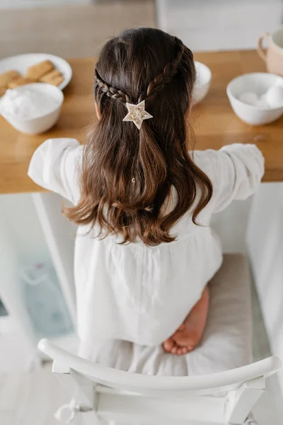 Little Caucasian Brown Haired Girl Having Hair Two Plaits Baking — Stock Photo, Image