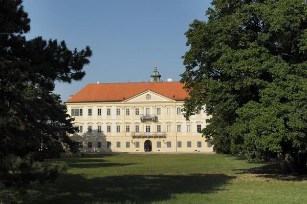 Zámek valtice, Morava, Česká republika — Stock fotografie