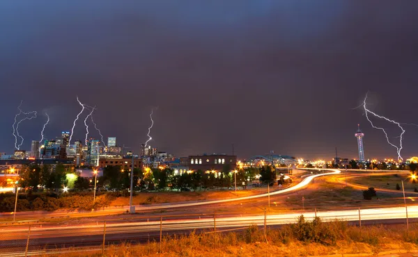 Denver, Colorado - Downtown Skyline During Lightning Storm — Stock Photo, Image